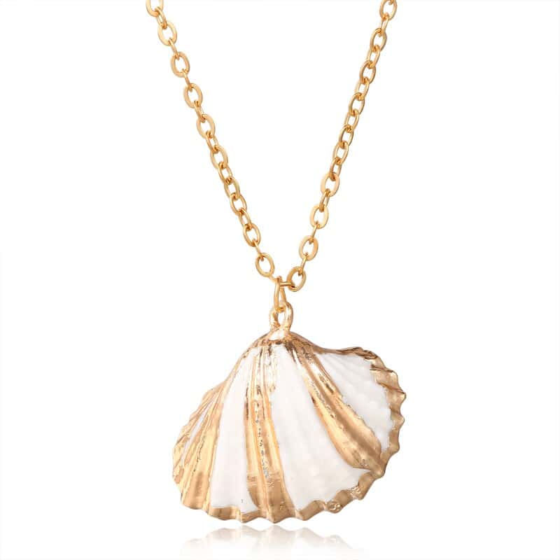 Shell Pendant Golden Bucardes