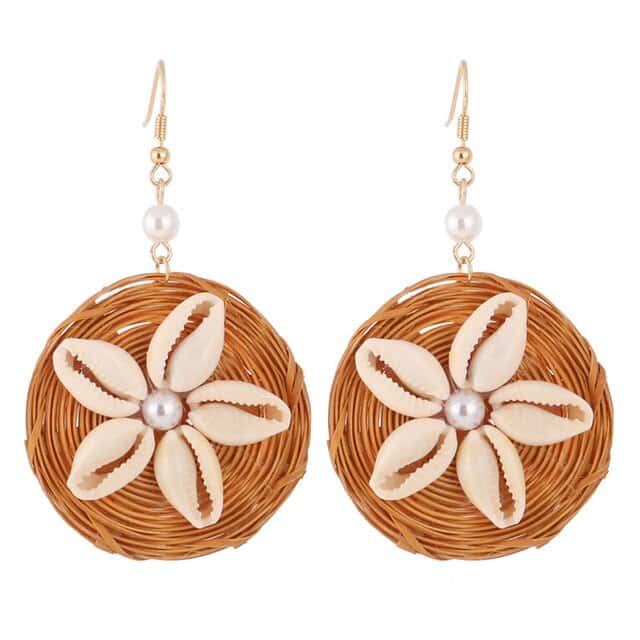 Shell Earrings Pearls And Brown Wicker