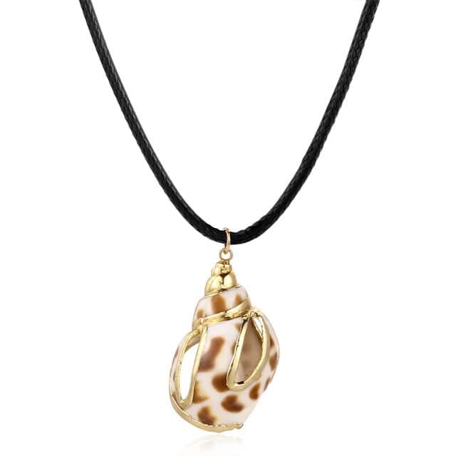 Shell Pendant Carved Whelk