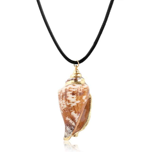 Shell Pendant Strombus