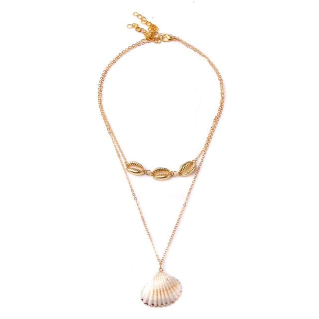 Shell Pendant Golden Bucarde "Emilie"