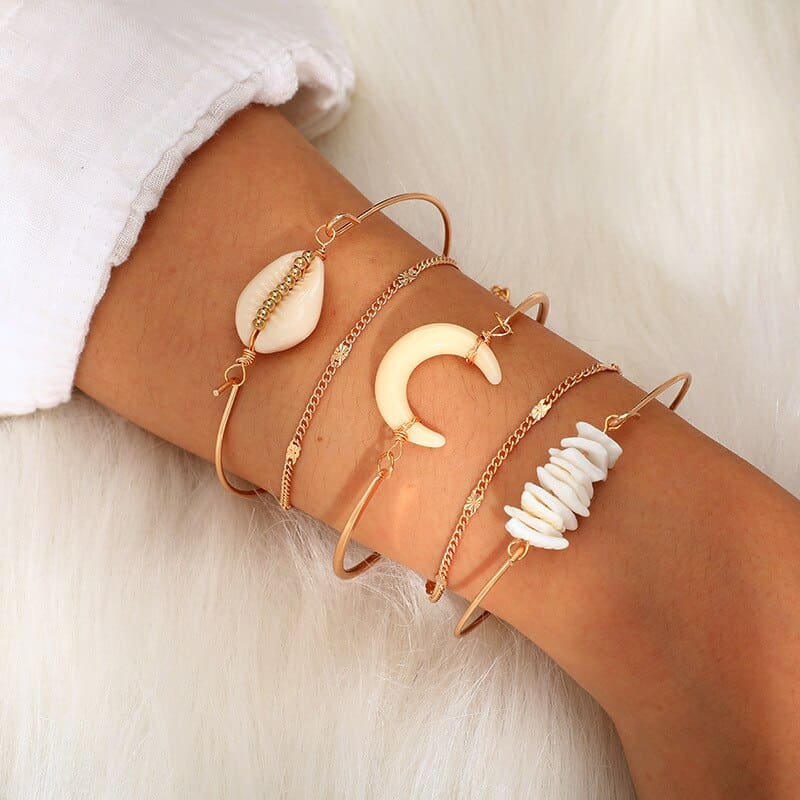 Shell Bracelet Multiple 5 Piece Cowrie
