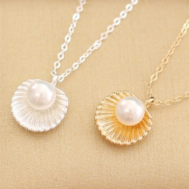 Shell Pendant Golden And Silver Pearl